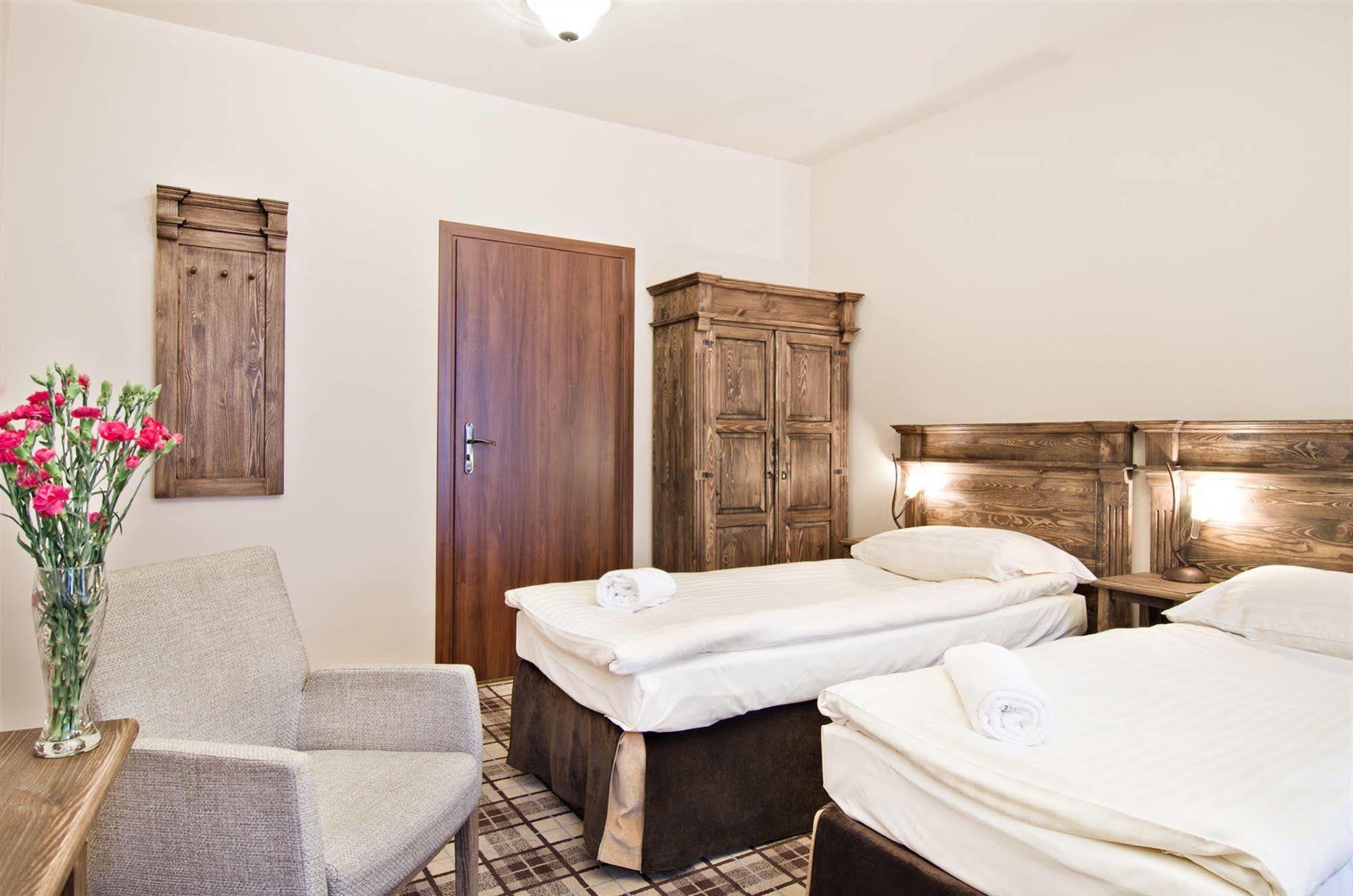 Five Stars Bed&Breakfast Βρότσλαβ Εξωτερικό φωτογραφία